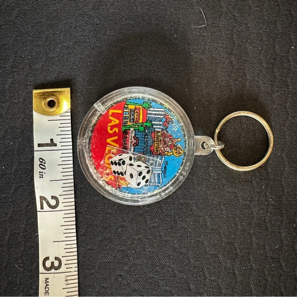 Vintage 1991 90s Las Vegas keychain dice old strip plastic